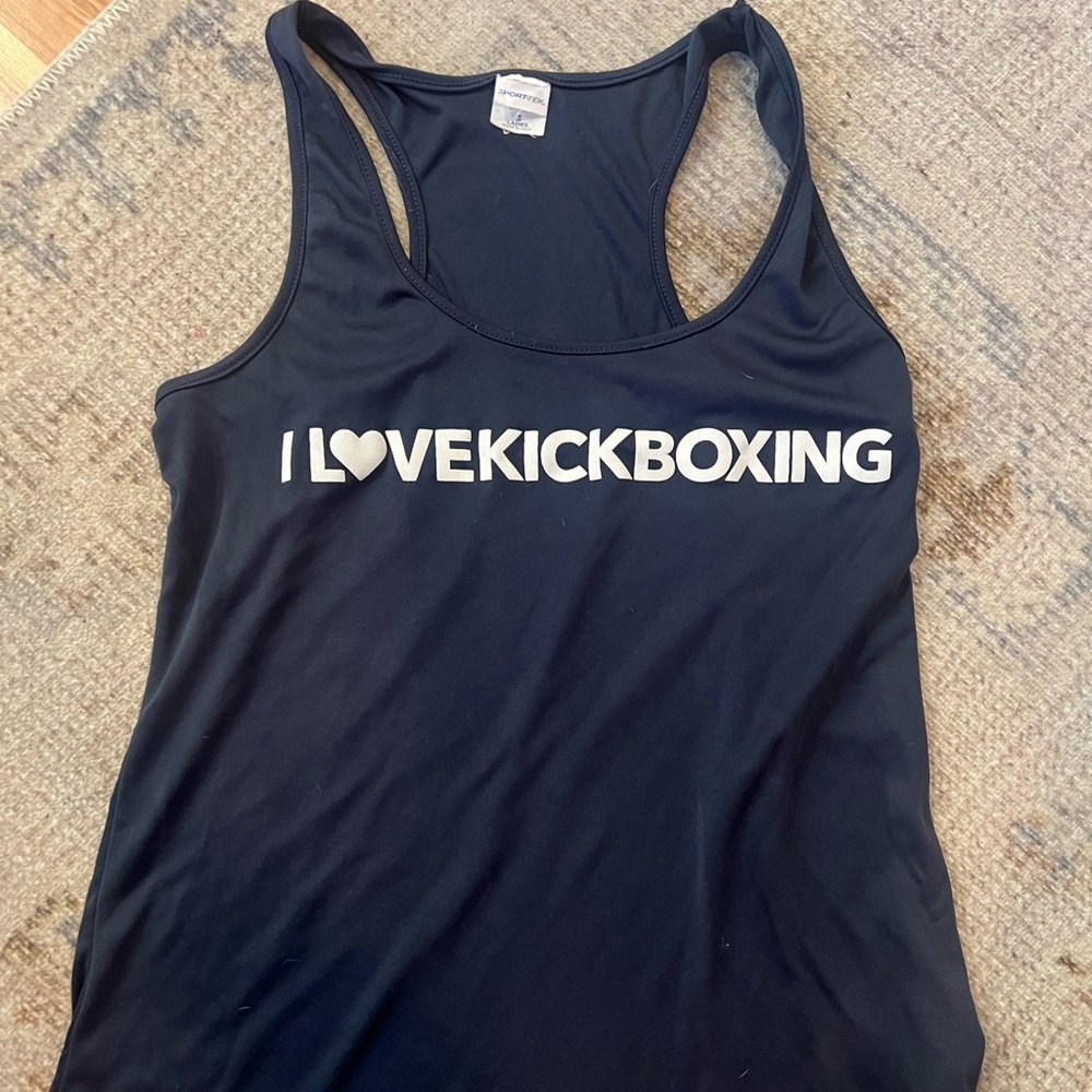iLoveKickboxing Tank